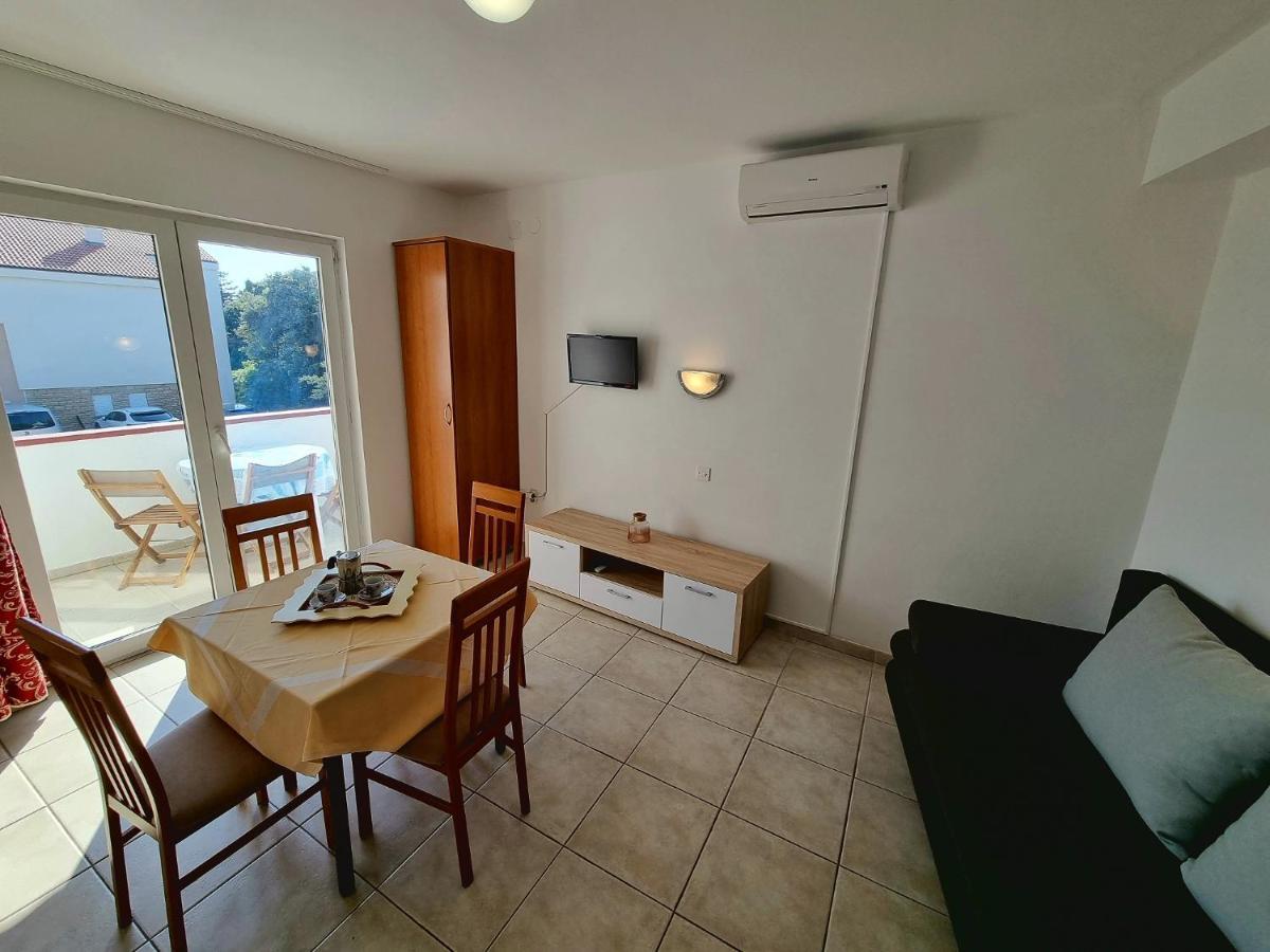 Apartments Ostrea - Mimoza Novalja Extérieur photo