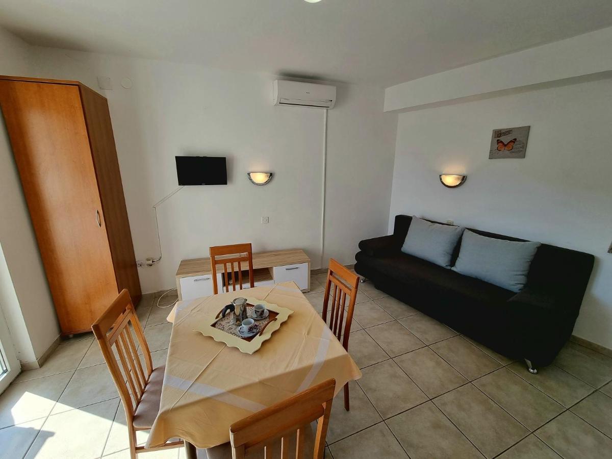 Apartments Ostrea - Mimoza Novalja Extérieur photo
