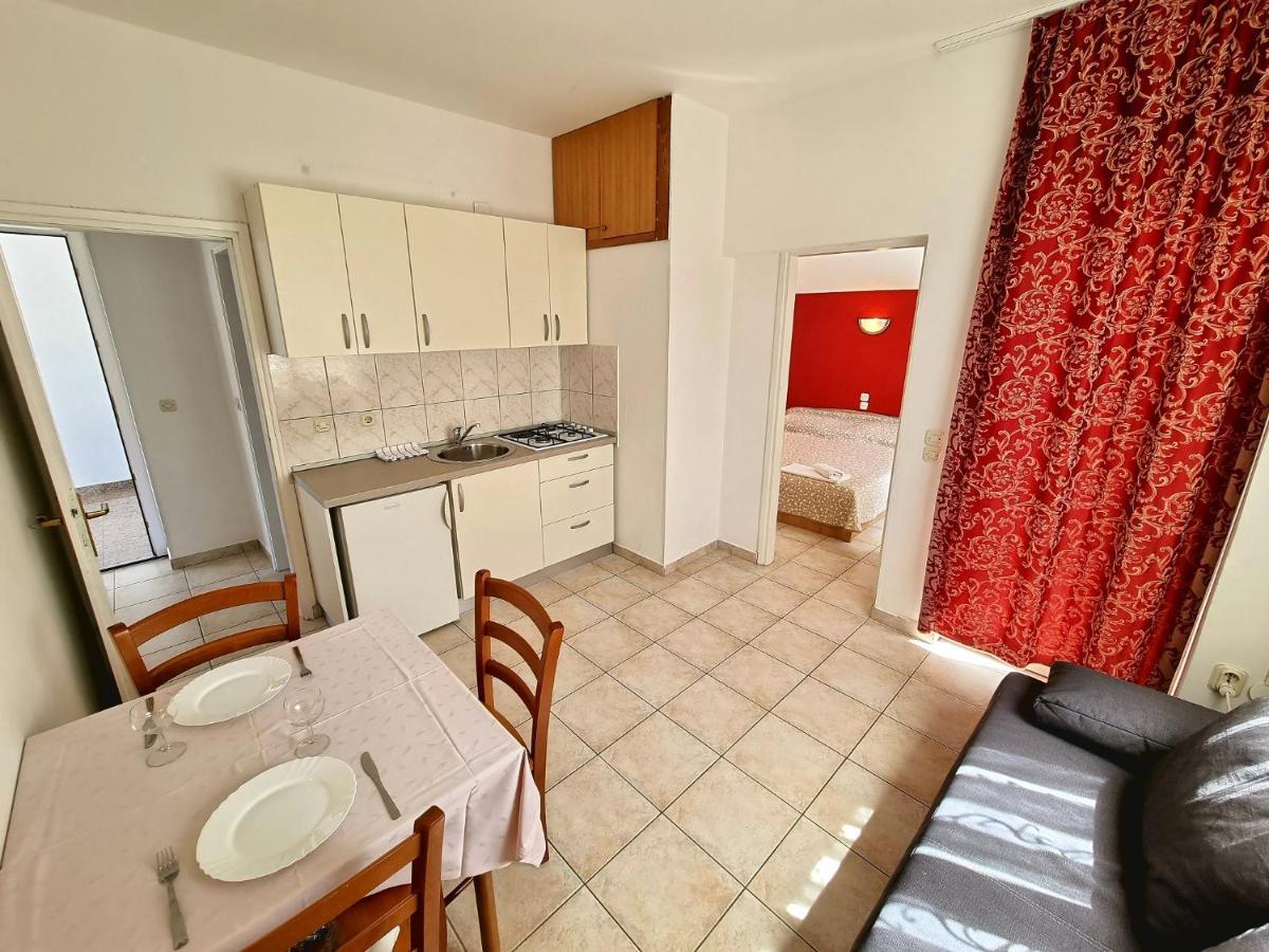 Apartments Ostrea - Mimoza Novalja Extérieur photo