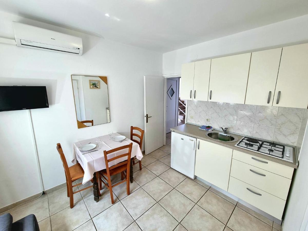 Apartments Ostrea - Mimoza Novalja Extérieur photo