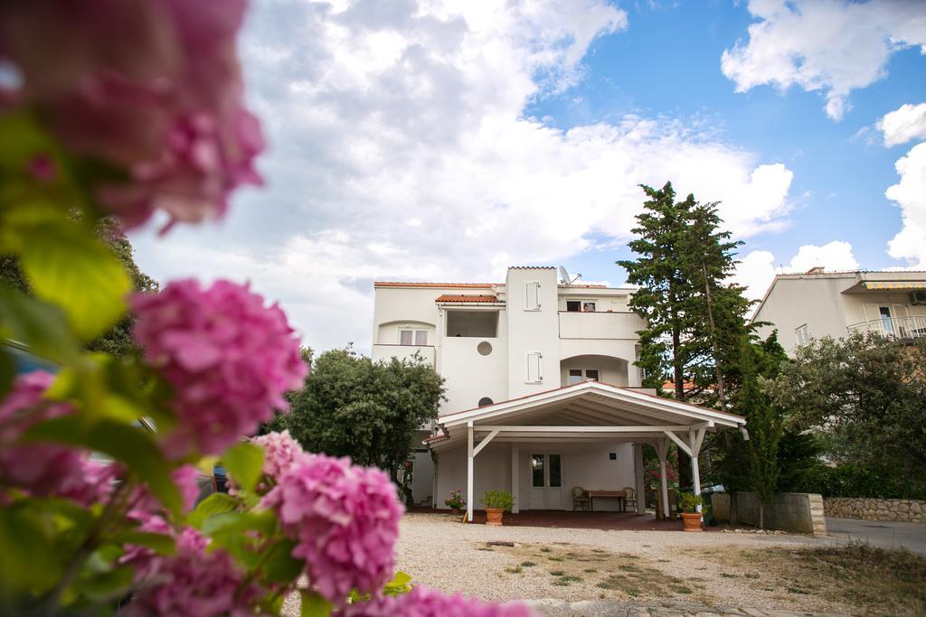 Apartments Ostrea - Mimoza Novalja Extérieur photo
